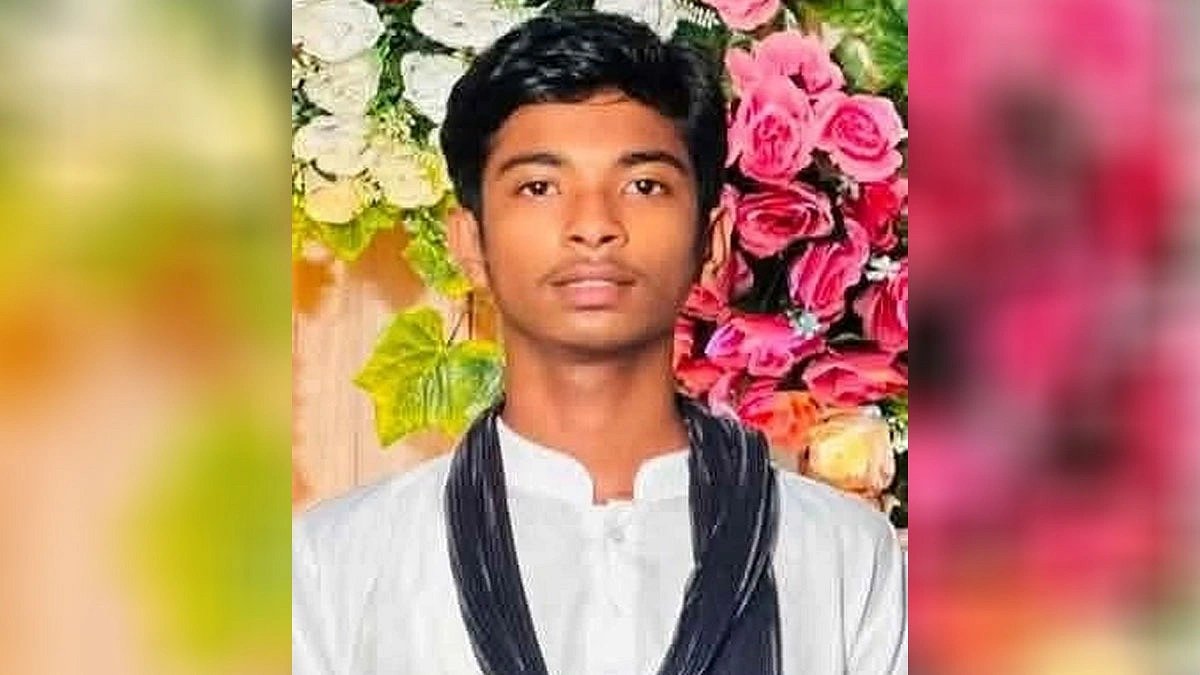 খেলা শেষে নদীতে গোসল করতে নেমে নিখোঁজ কিশোর