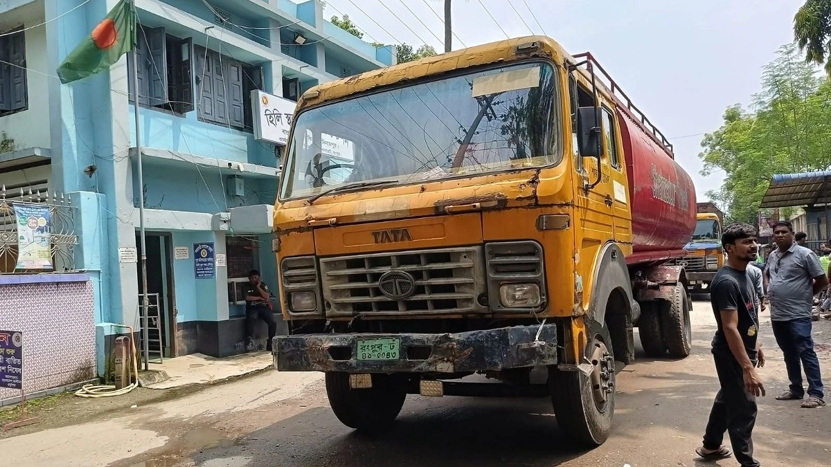 পাঁচ দিন পর হিলি বন্দরে আমদানি-রপ্তানি শুরু