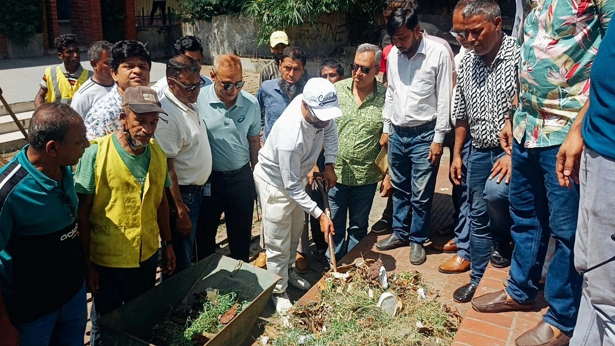 ডেঙ্গু প্রতিরোধে জনসচেতনতায় গুরুত্ব মেয়রের
