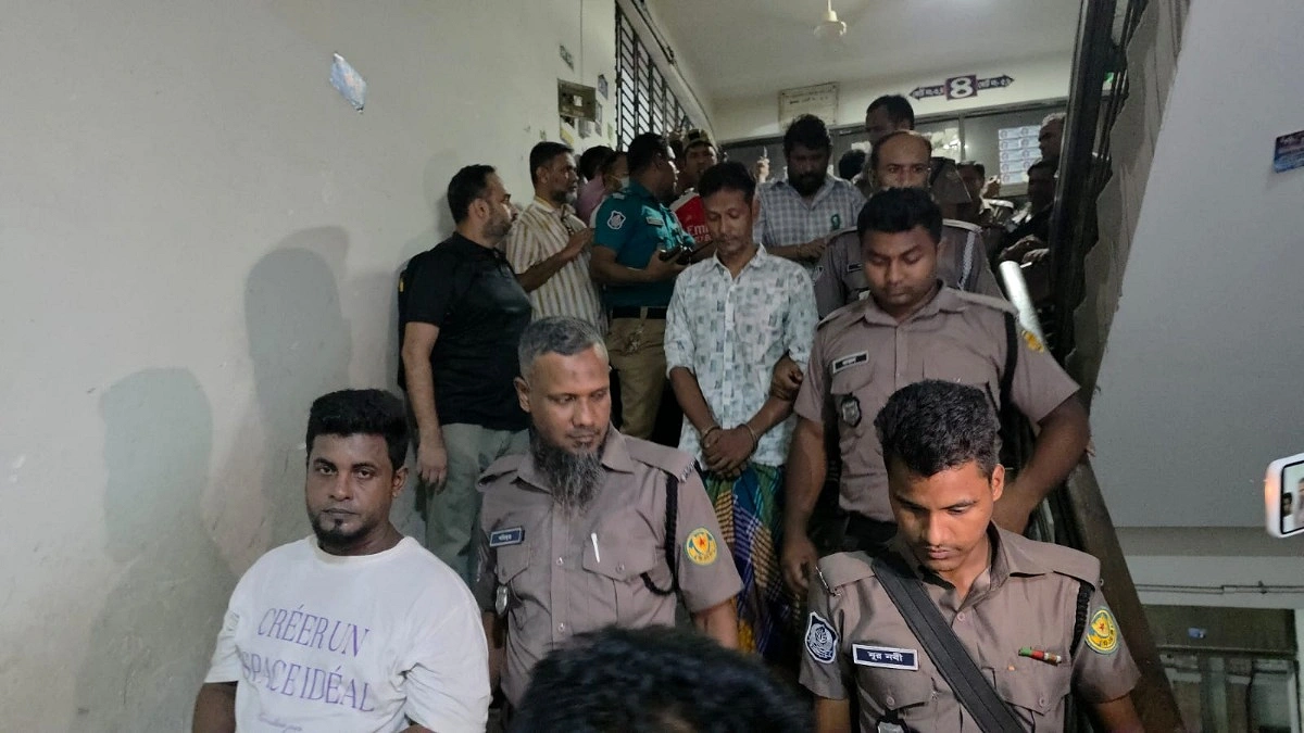 গুলশানে আ. লীগের মিছিল থেকে গ্রেপ্তার ২৪ জন রিমান্ডে
