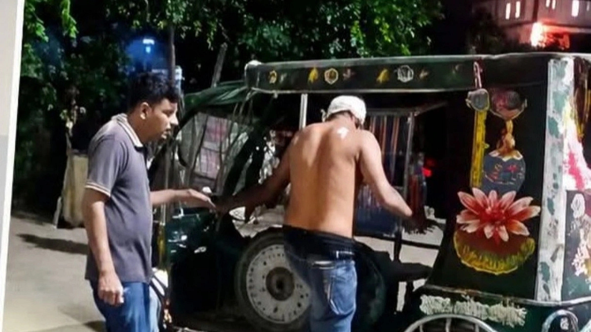 টঙ্গীতে পুলিশের ওপর পাথর ছুড়ে আসামি ছিনতাই