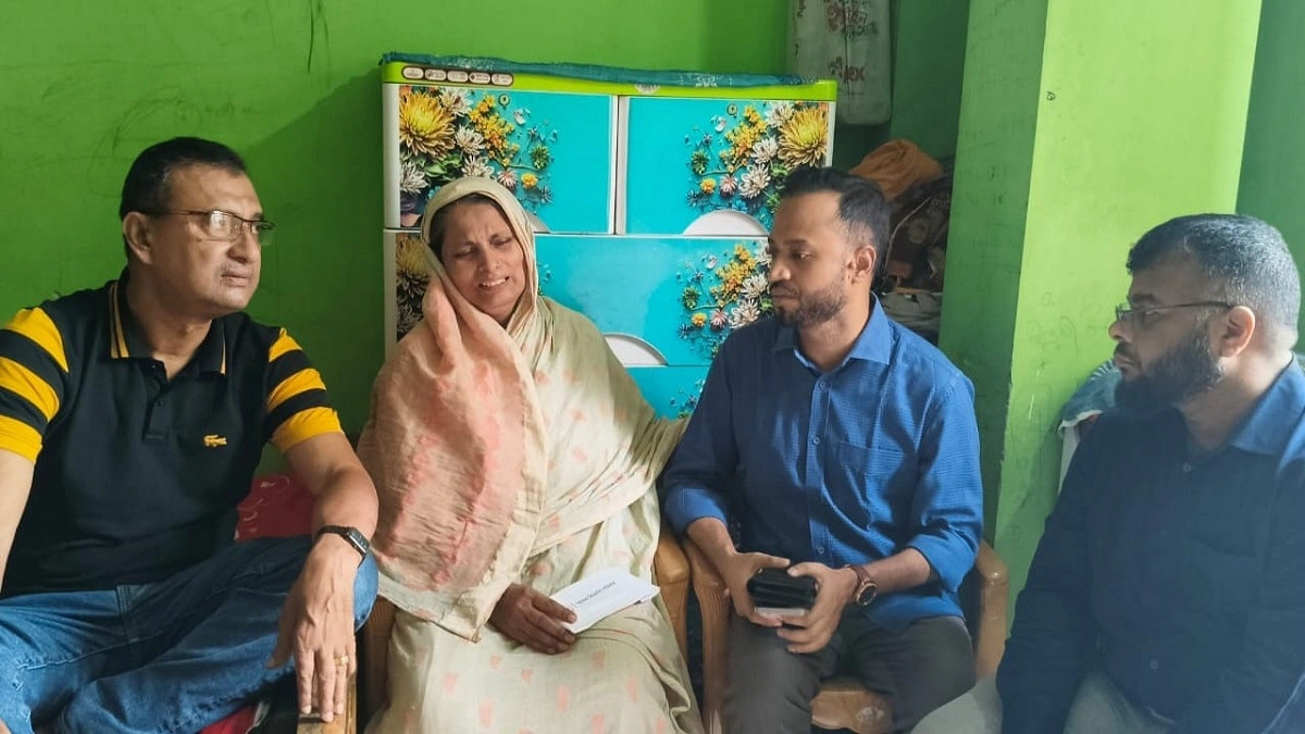 গুম হওয়া ছাত্রদল নেতা আলামিনের মায়ের খোঁজ নিলেন প্রধানমন্ত্রী