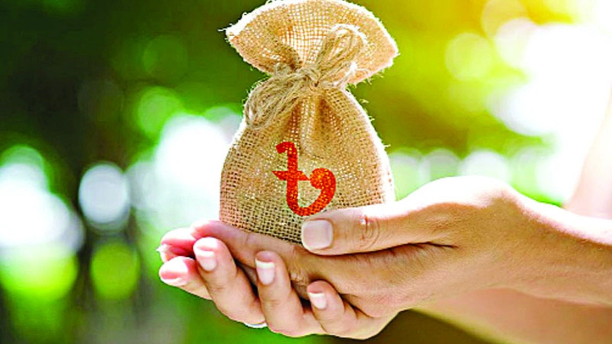 পরিবারে খরচ আগে, বাইরের দান পরে