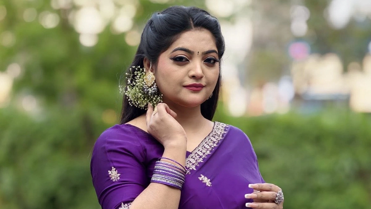 পাহাড়সম কষ্ট থাকলেও তোমার জন্য হাসিমুখে বাঁচবো: সালমা