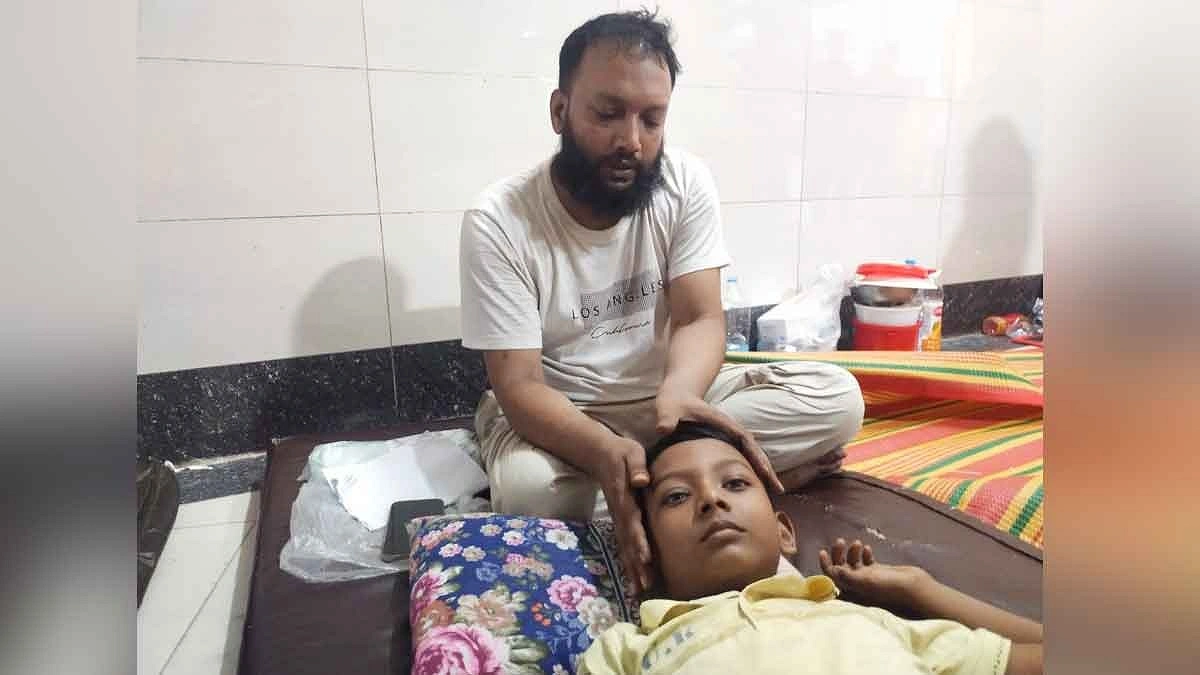 ডেঙ্গুতে অন্তঃসত্ত্বা স্ত্রীকে হারানোর পর ছেলেকে বাঁচানোর যুদ্ধ