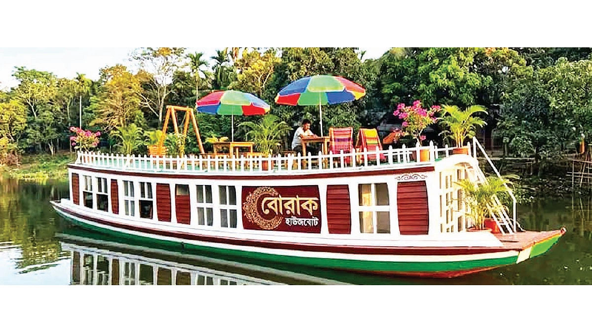 হাওরে পাঁচ তরুণের স্বপ্নের তরী