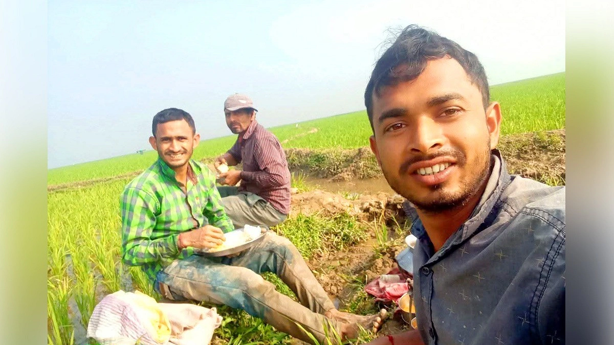 দিনে কৃষক, রাতে শিক্ষার্থী, দুই ভাই এখন শিক্ষক