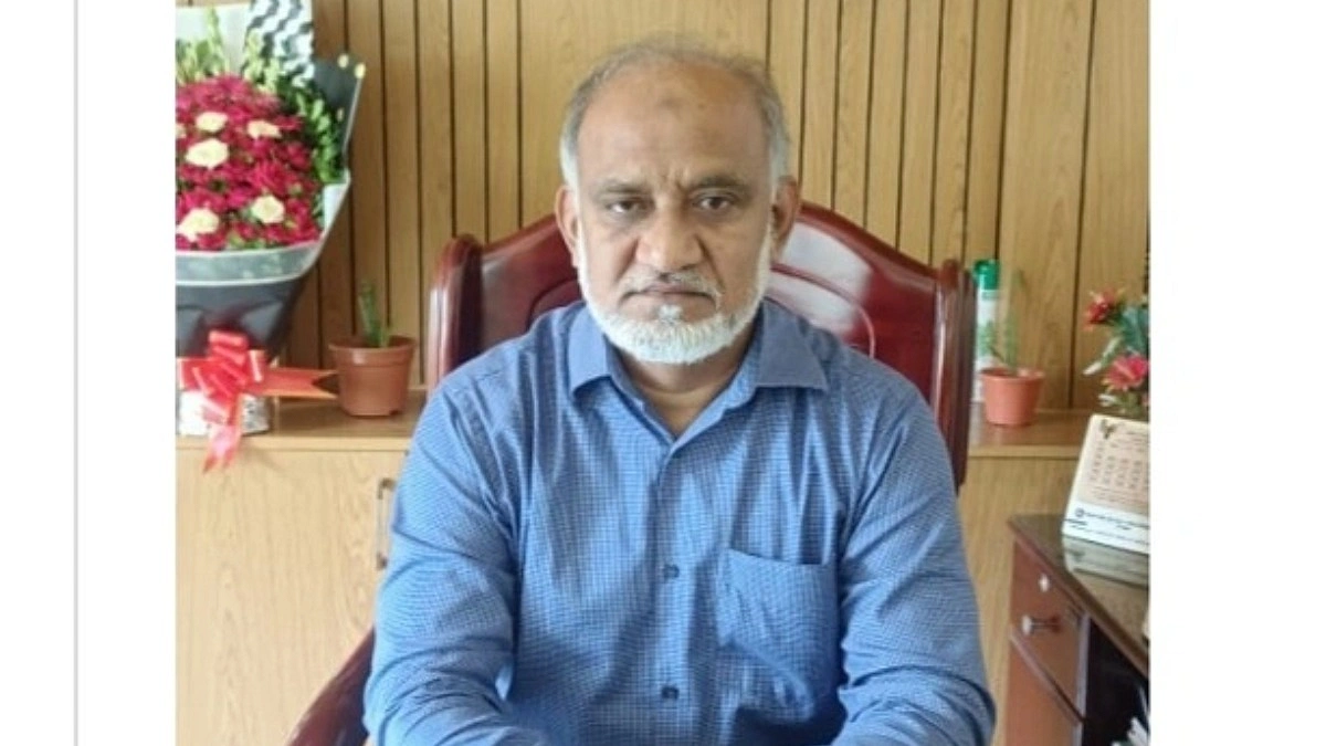 কুড়িগ্রামে সার বিতরণে বিশৃঙ্খলা, উপপরিচালককে স্ট্যান্ড রিলিজ