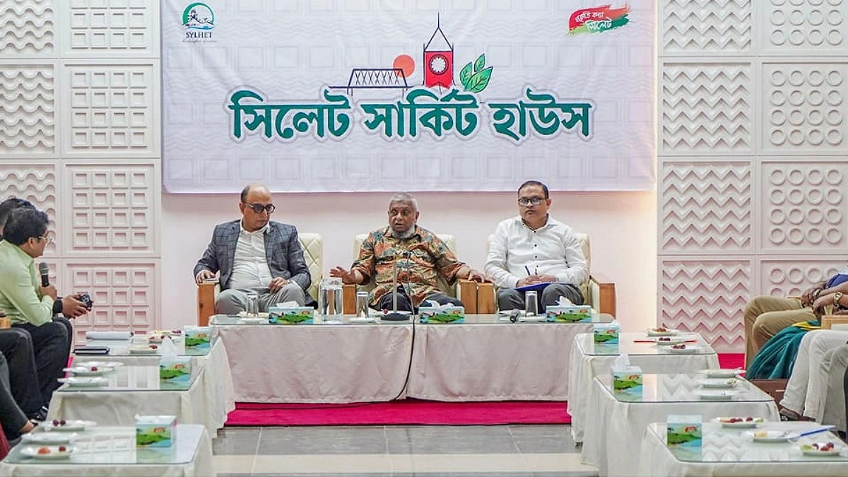 প্রবাসীদের স্বার্থে কূটনৈতিক চ্যানেলে সর্বোচ্চ প্রচেষ্টা চালাচ্ছে সরকার