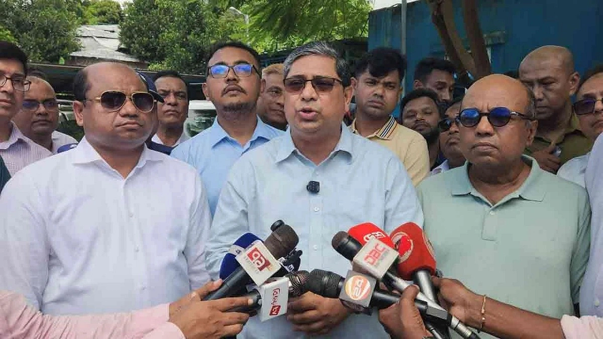 কক্সবাজারের উন্নয়ন নিয়ে ষড়যন্ত্র চলছে : প্রতিমন্ত্রী শাহে আলম