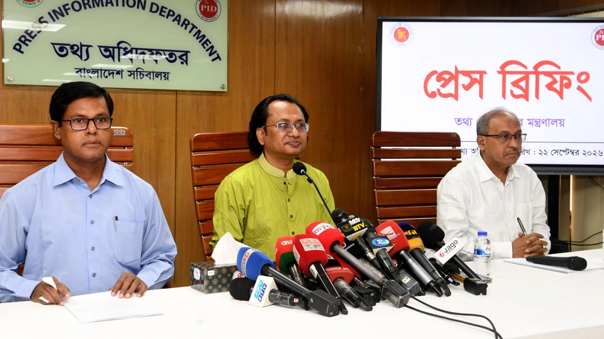 প্রতিবাদ এখন কেন করছেন না? যে ব্যাখ্যা দিলেন উপদেষ্টা জাহেদ