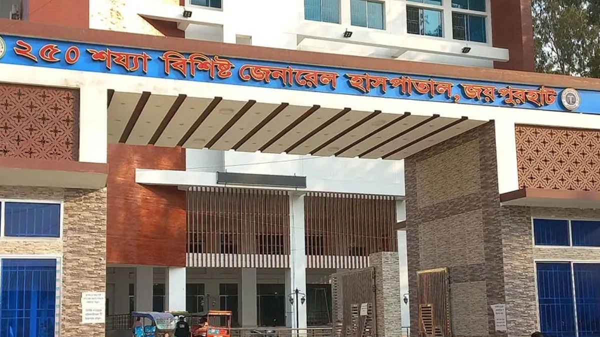 যৌতুকের দাবিতে গৃহবধূর গায়ে ‘গরম পানি’ নিক্ষেপের অভিযোগ