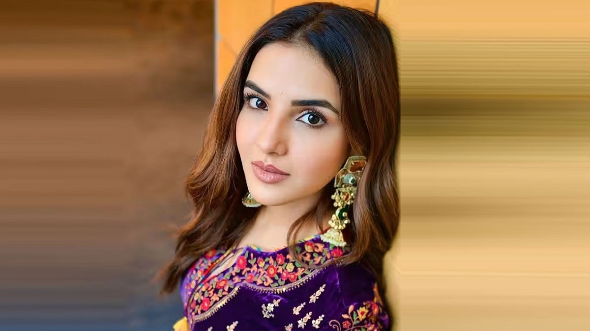‘ভিউ বাড়ানো’র জন্য সম্পর্ক ভেঙে যাওয়ার সংবাদ করায় ক্ষিপ্ত জেসমিন