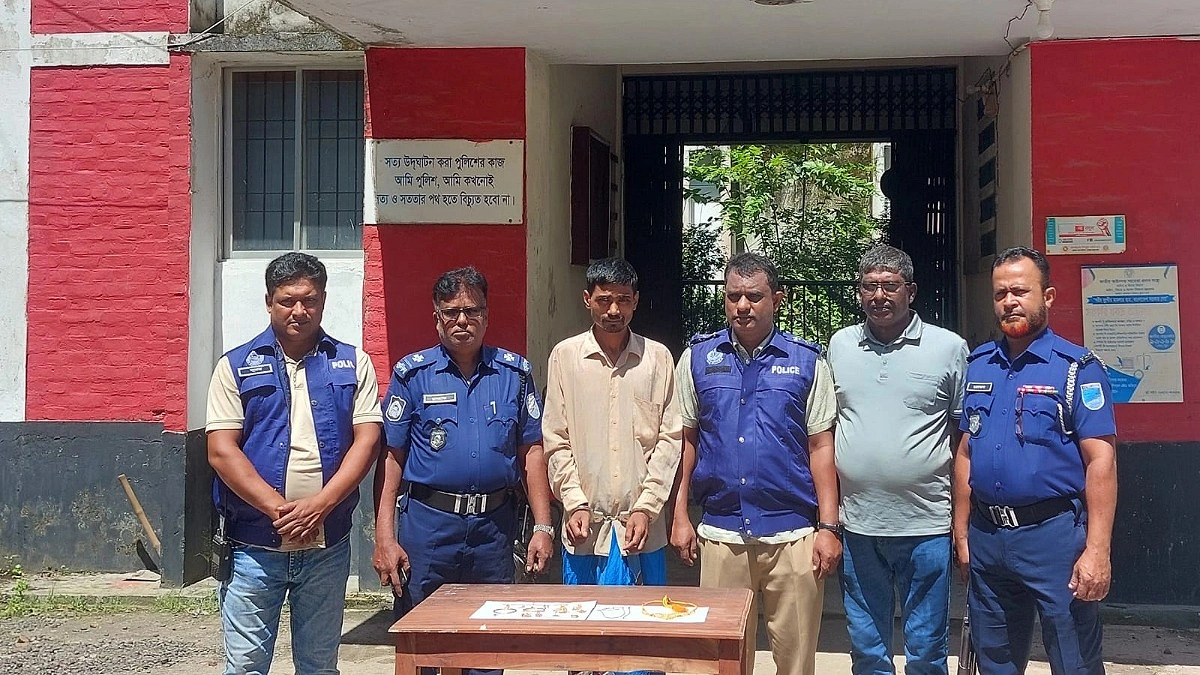 শ্বশুরবাড়ি থেকে ১৩ লাখ টাকার স্বর্ণ চুরি, গ্রেপ্তার ঘরজামাই