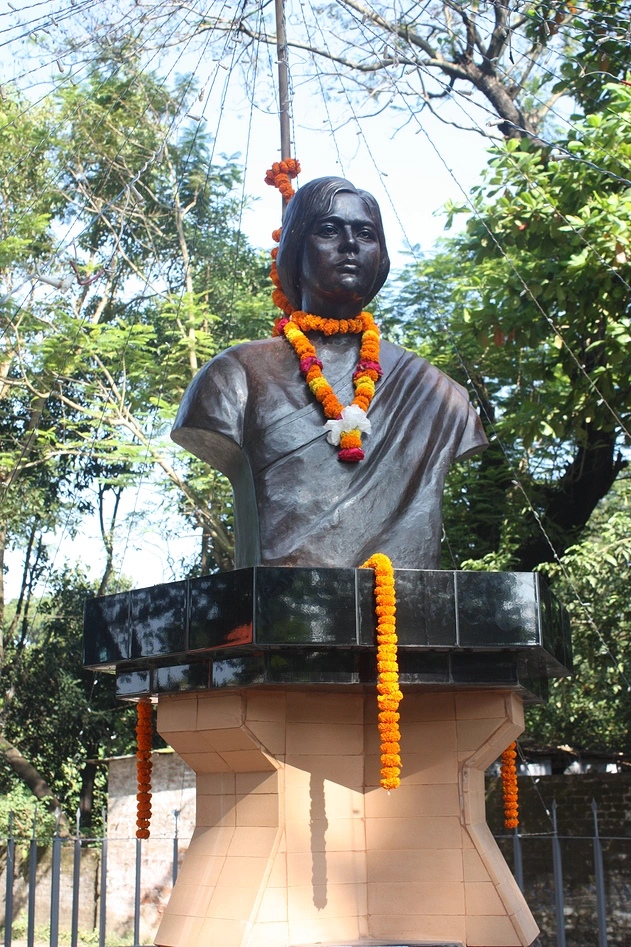 আত্মাহুতির স্থানে চট্টগ্রাম সিটি করপোরেশনের উদ্যোগে ২০১২ সালের ২ অক্টোবর উন্মোচন করা হয় প্রীতিলতার ব্রোঞ্জমূর্তি