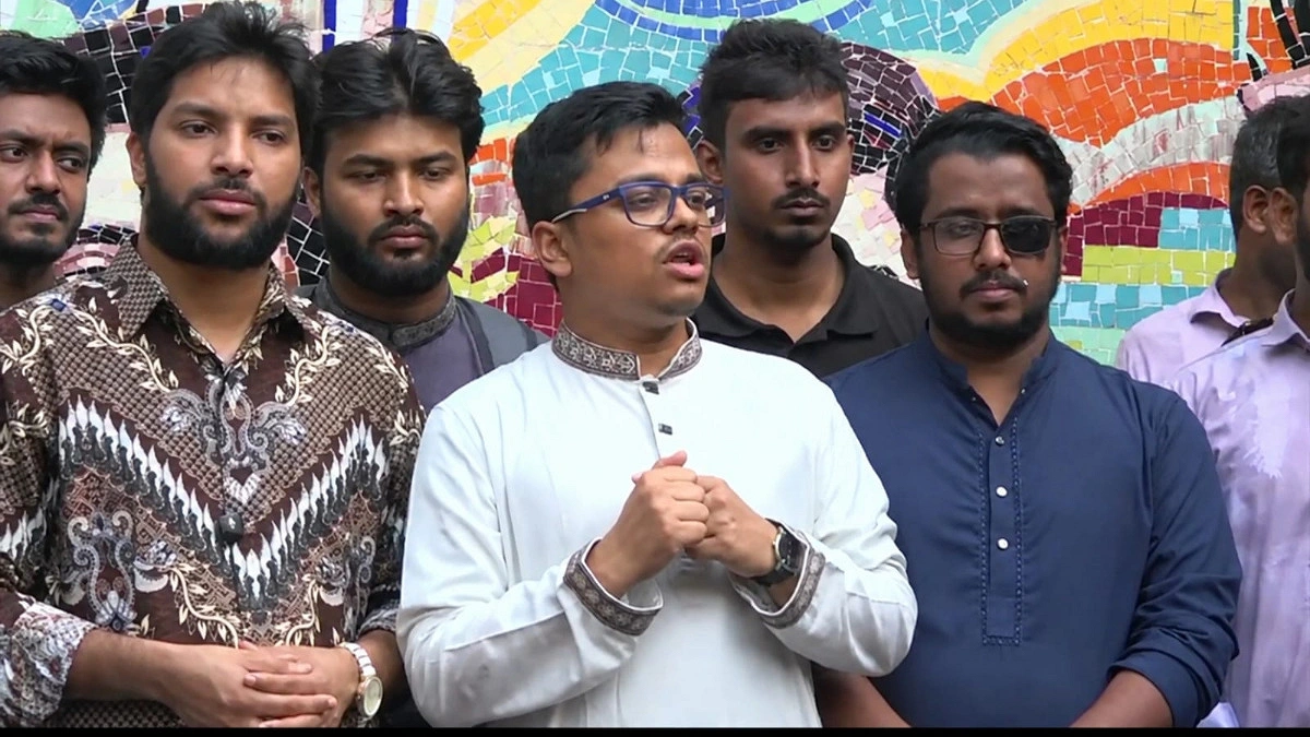 ছবি দিয়ে বাংলা ভাষার বিরুদ্ধে জিন্নাহর অবস্থান বুঝানো হয়েছে : ফরহাদ