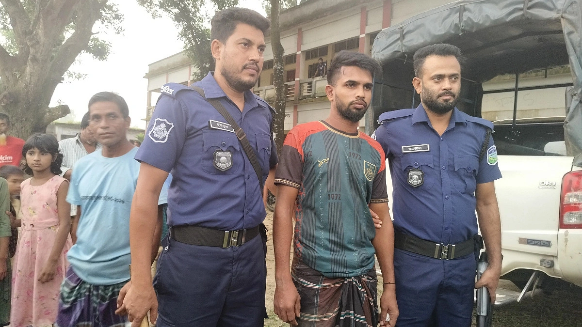 সরিষাবাড়ীতে স্কুলছাত্রীকে ইভটিজিং, যুবকের ১ বছরের কারাদণ্ড
