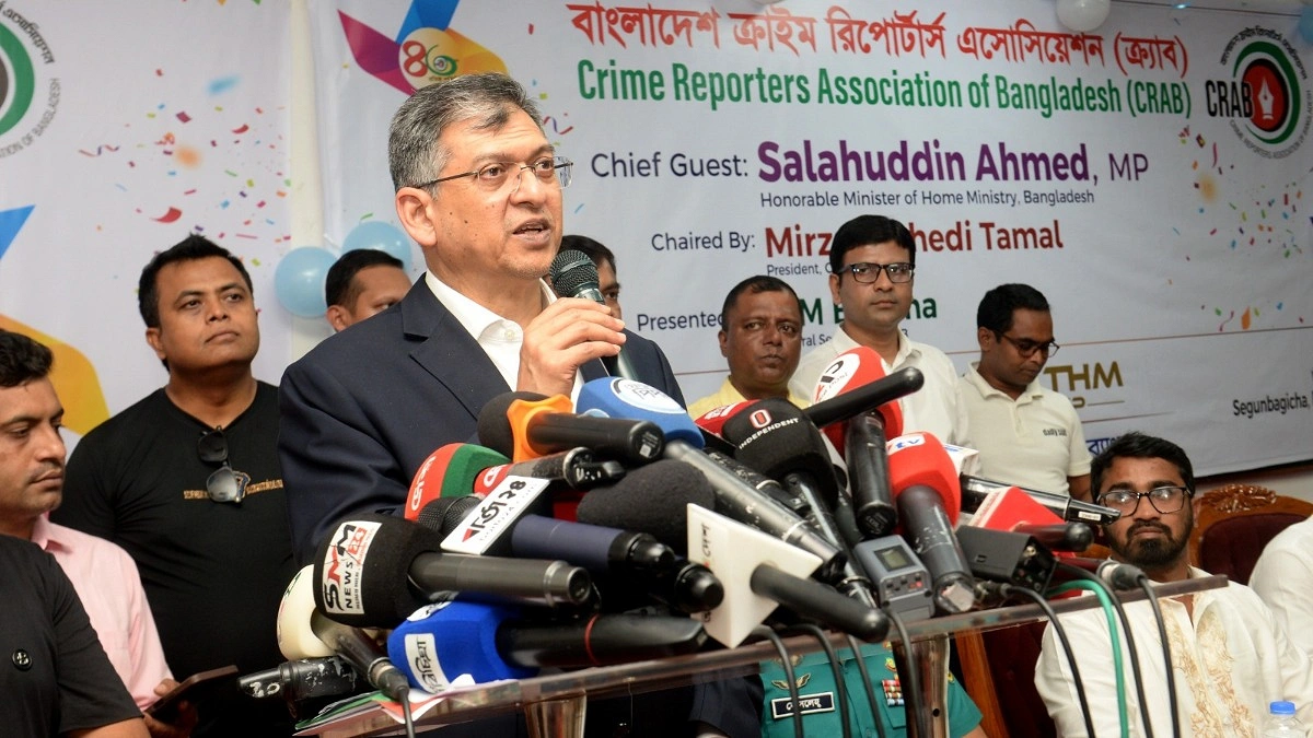 অপরাধের কারণ খুঁজে মূল উৎসে আঘাত করতে হবে