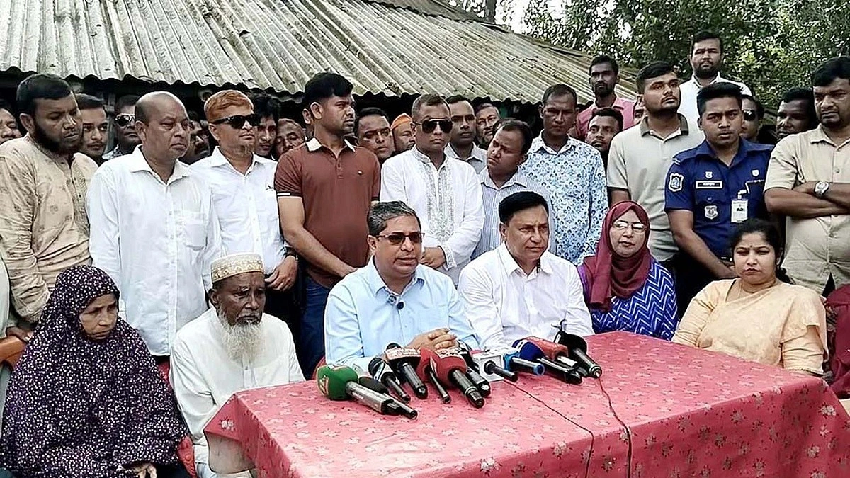 বেহেশতের টিকিট বিক্রেতারাই সারের কৃত্রিম সংকট তৈরি করেছে : এলজিআরডি প্রতিমন্ত্রী