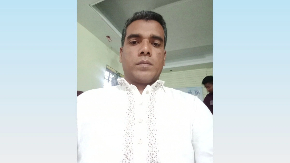 সন্দ্বীপে বাড়ির সামনে শ্রমিক দল নেতাকে গুলি