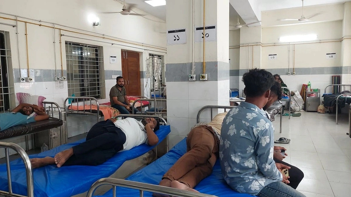 কুষ্টিয়ায় রাতের খাবার খেয়ে অসুস্থ ১০ পুলিশ