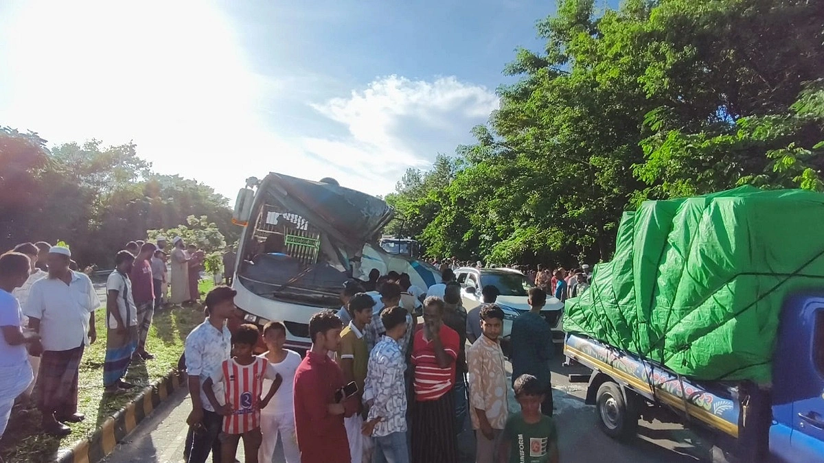 ঢাকা-ভাঙ্গা এক্সপ্রেসওয়েতে দুই বাসের সংঘর্ষে নিহত ৩