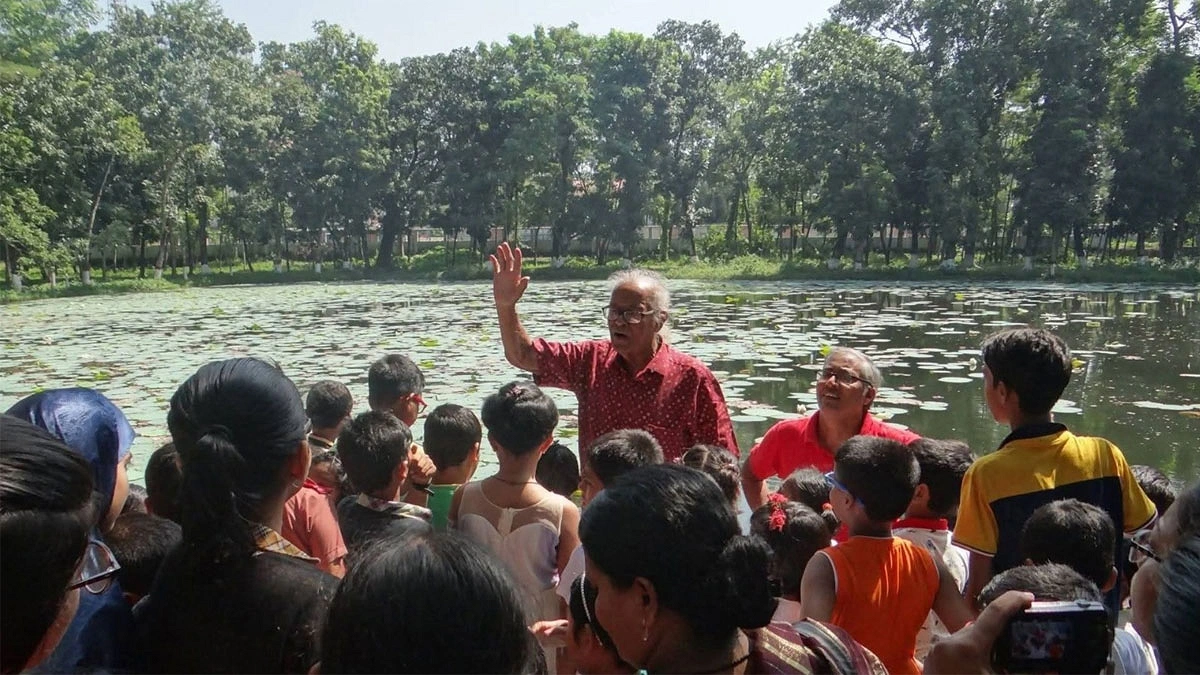 ২০১৬ সালে, চারুকলার প্রাণ প্রকৃতির উৎসবে, তিনি বরিশালের বিআইডব্লিউটিএ বাংলোয় এসেছিলেন শিশুদের গাছ চেনাতে।