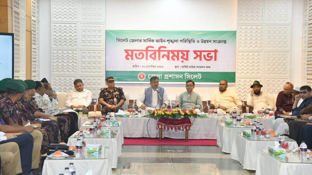অপরাধী যে-ই হোক, রাজনৈতিক পরিচয়ে ছাড় নয়: স্বরাষ্ট্রমন্ত্রী