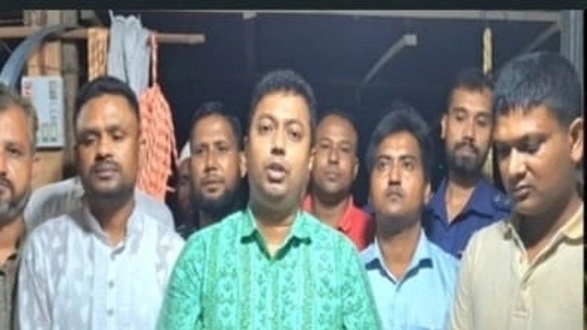 ইটভাটায় সার মজুদ, ৪ লাখ টাকা জরিমানা