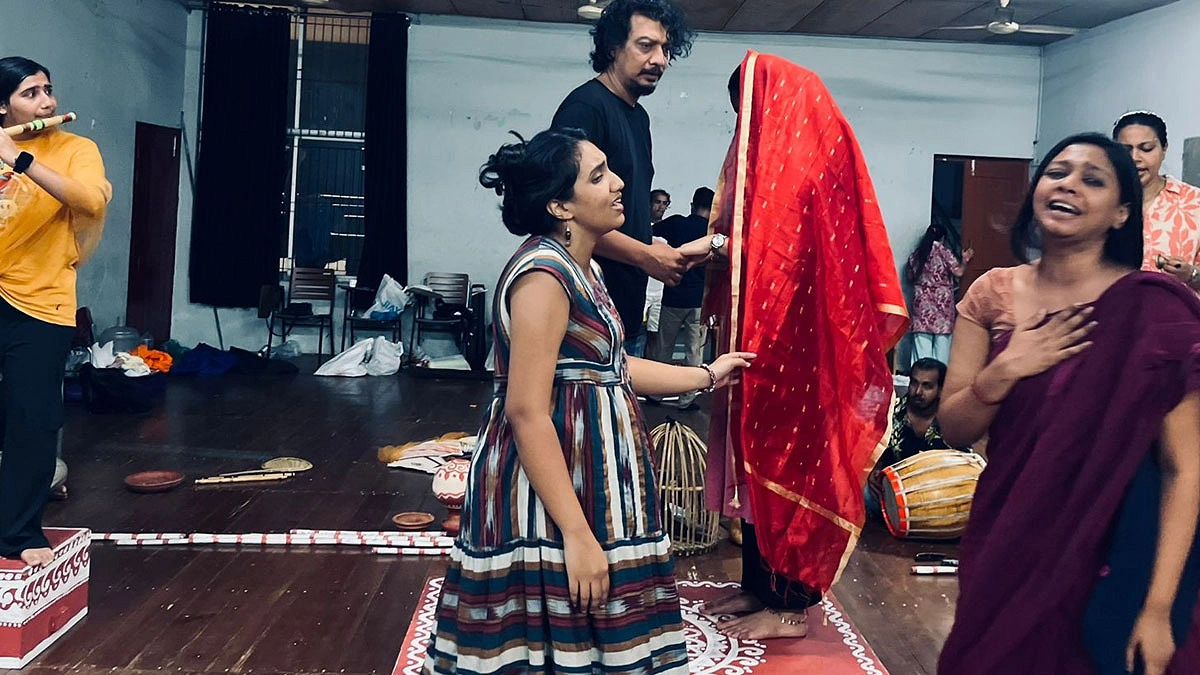 শরতের শুভ্রতায় আসছে ‘মলুয়া’র পালা