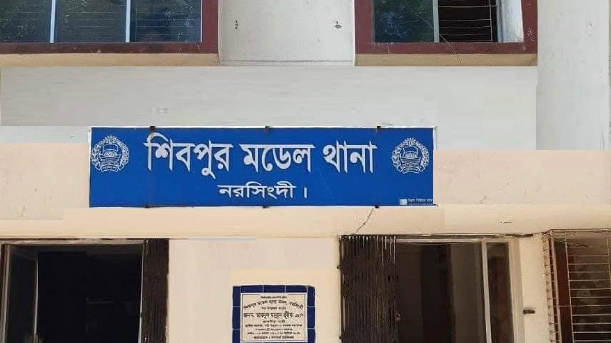 শিবপুরে ঘুমন্ত বাবাকে কুপিয়ে হত্যার অভিযোগ ছেলের বিরুদ্ধে