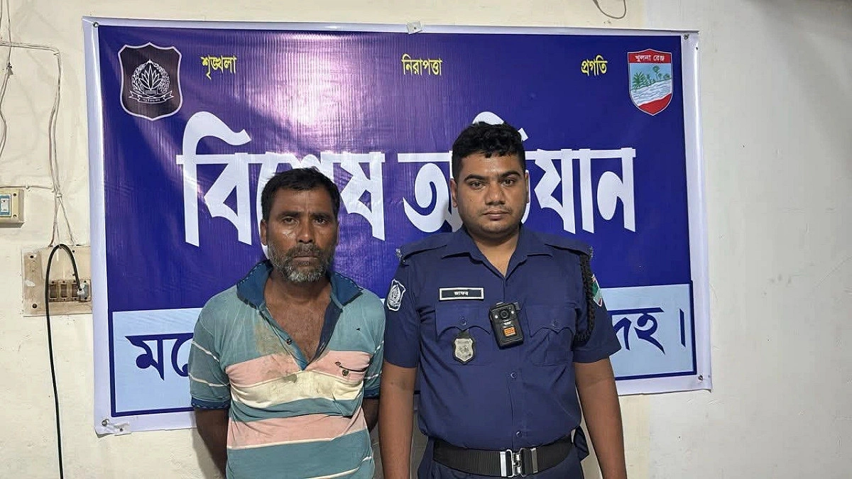 বাড়ি ফেরার পথে পেঁয়াজ ক্ষেতে নিয়ে গৃহবধূকে ধর্ষণ, আসামি গ্রেপ্তার