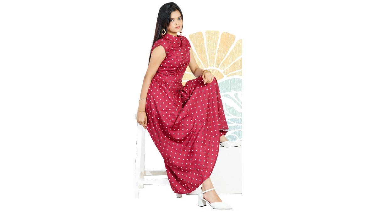 পোশাকের সঙ্গে জুতার জুড়ি