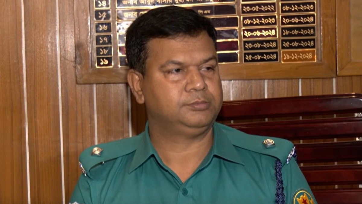 স্বাস্থ্যকেন্দ্র ভাঙচুর: সরিয়ে দেওয়া হলো শাহ আলী থানার ওসিকে