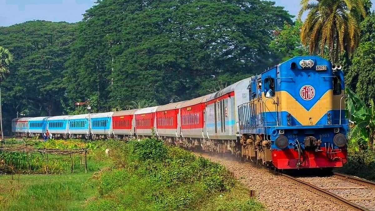 বাংলাদেশ-ভারত যাত্রীবাহী ট্রেন চলাচল অনিশ্চিত