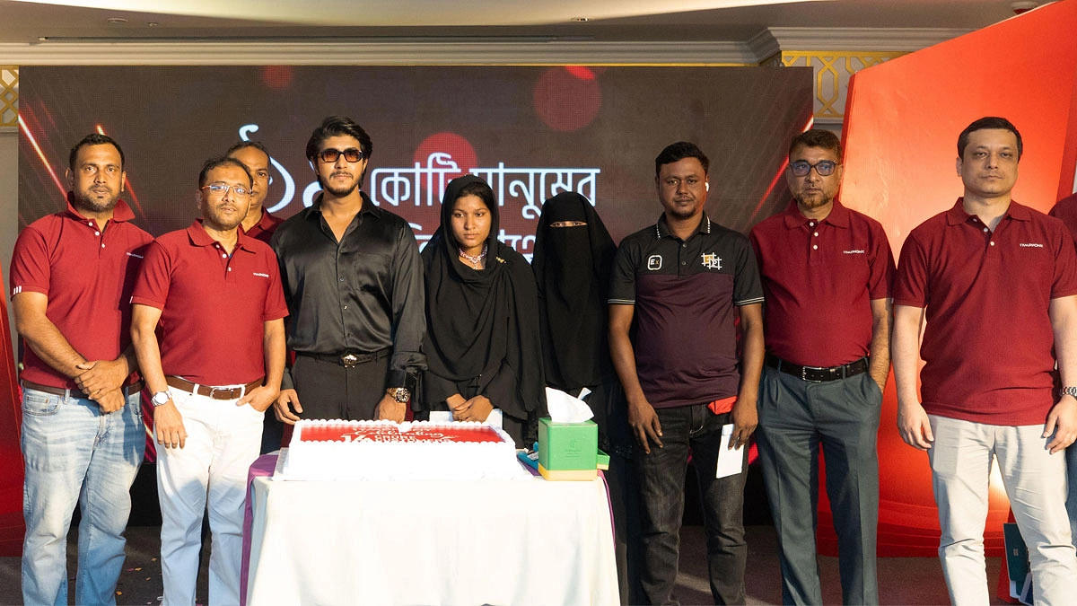 ১৪ কোটিতে সিম্ফনি