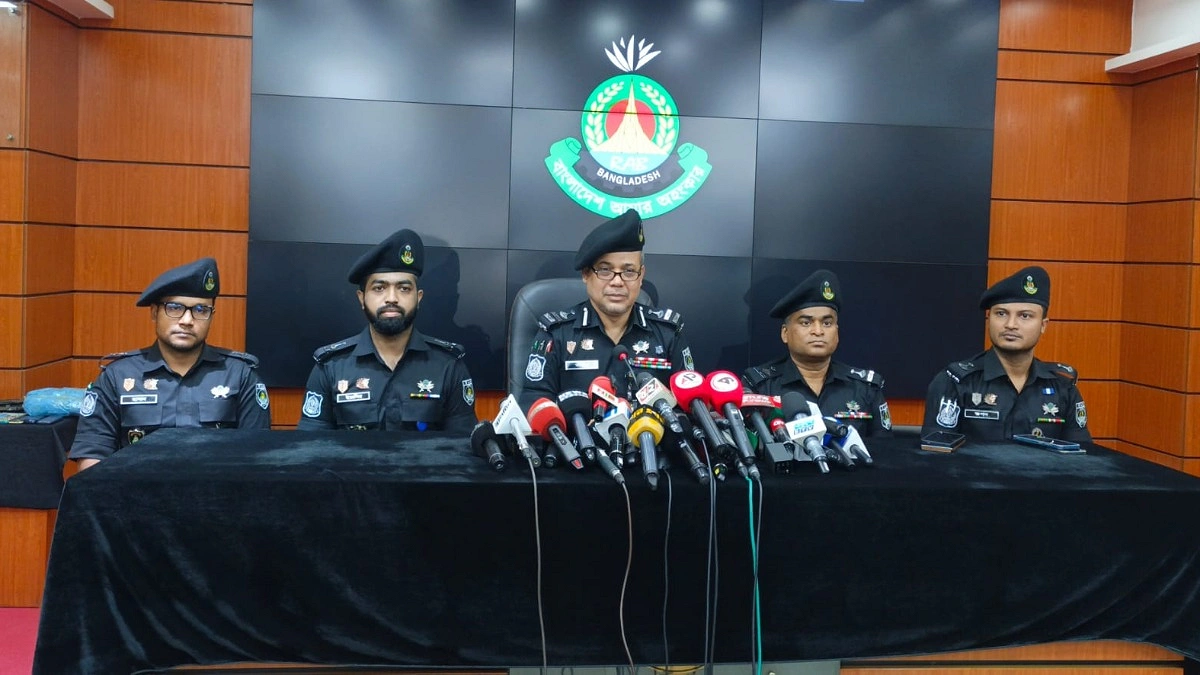 রাজধানীর গেন্ডারিয়ায় গোলাগুলির ঘটনায় গ্রেপ্তার ৫