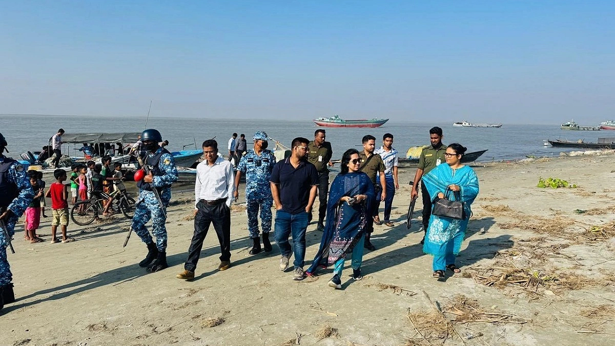 পদ্মায় মা ইলিশ শিকার: অভিযানে ১৮ জেলের কারাদণ্ড ও লক্ষাধিক মিটার জাল জব্দ