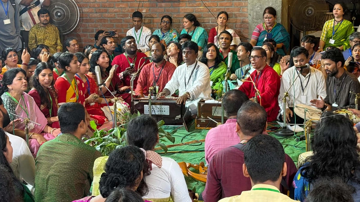 ছায়ানটে লোকগানের আসর ‘গান অবিরাম’