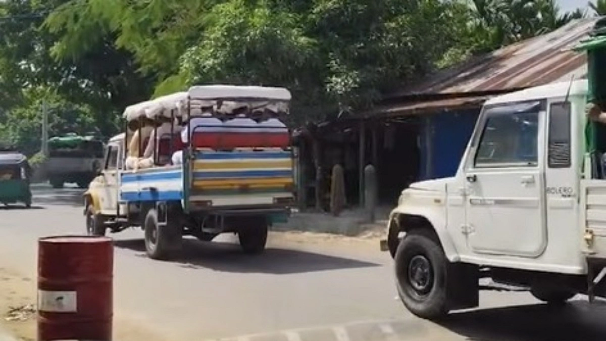 সাজেক থেকে ৩ হাজার পর্যটক উদ্ধার