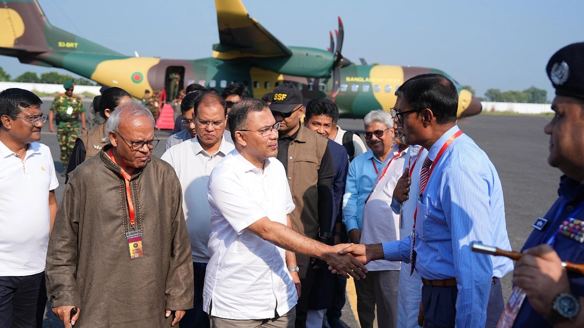 পূজামণ্ডপ পরিদর্শন ও জনসভায় যোগ দিতে রাজশাহীতে প্রধানমন্ত্রী