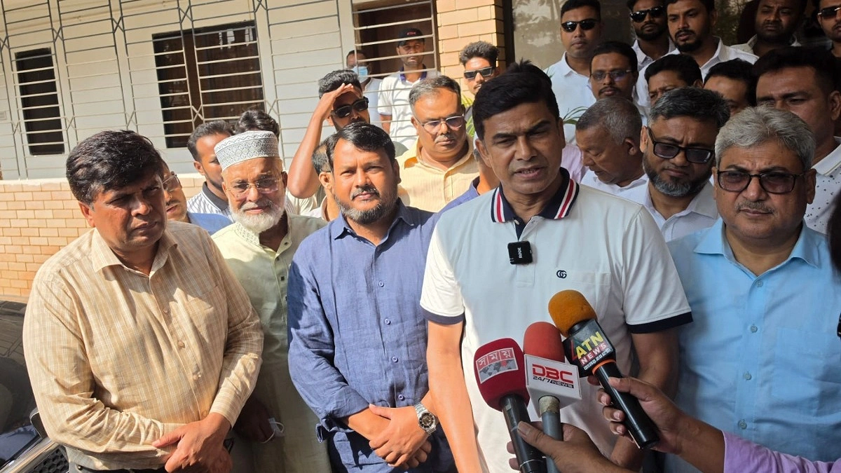 নদীভাঙন ও জলাবদ্ধতা মোকাবিলায় কাজ করছে সরকার