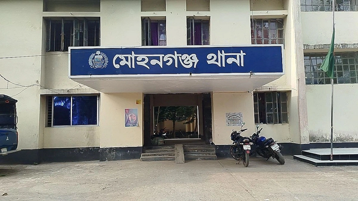 মোহনগঞ্জে গাছের মগডাল থেকে সাবেক সেনাসদস্যের লাশ উদ্ধার