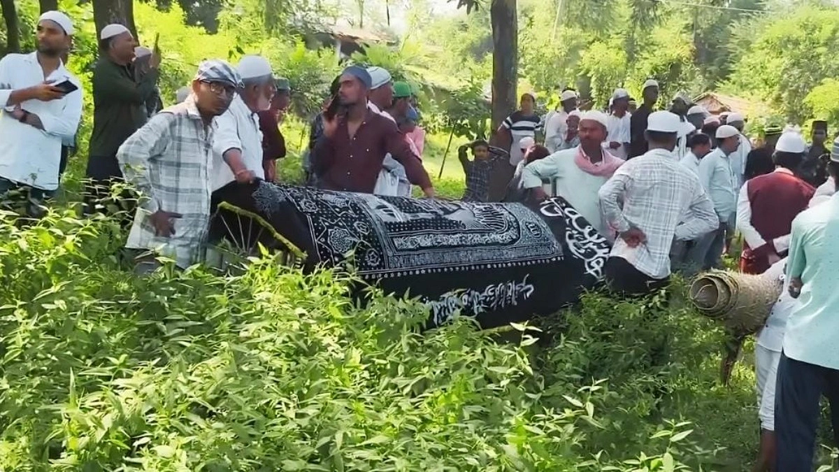বিহারে মুসলিমদের জানাজার মিছিল আটকে দেওয়ার অভিযোগ