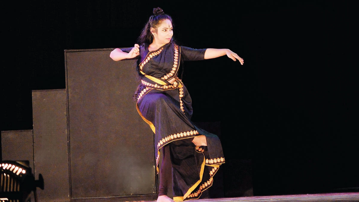 ৭ বছর পর ফিরছে নভেরা