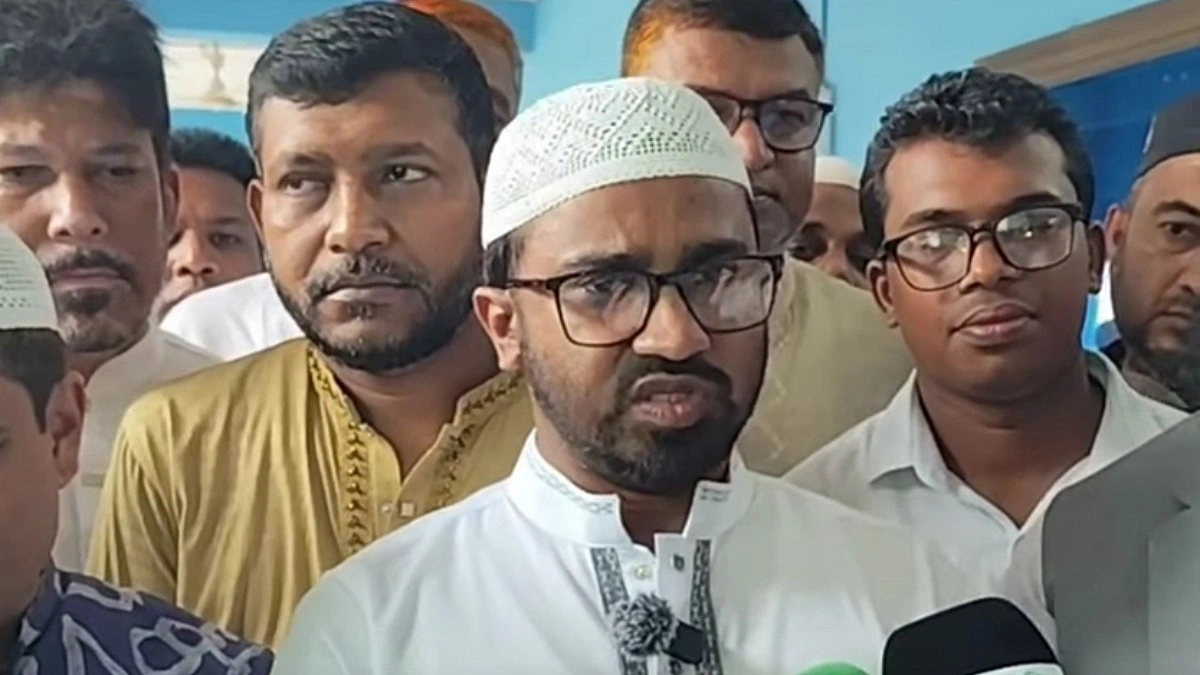 আওয়ামী লীগ ফেরানোর চেষ্টা করছে জামায়াত : রাশেদ খাঁন