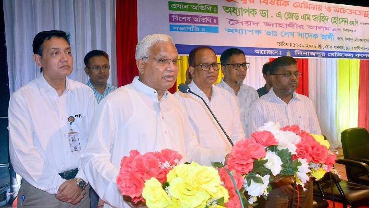 ডেঙ্গু রোগীদের নিবিড় পর্যবেক্ষণে চিকিৎসার নির্দেশ সমাজকল্যাণমন্ত্রীর