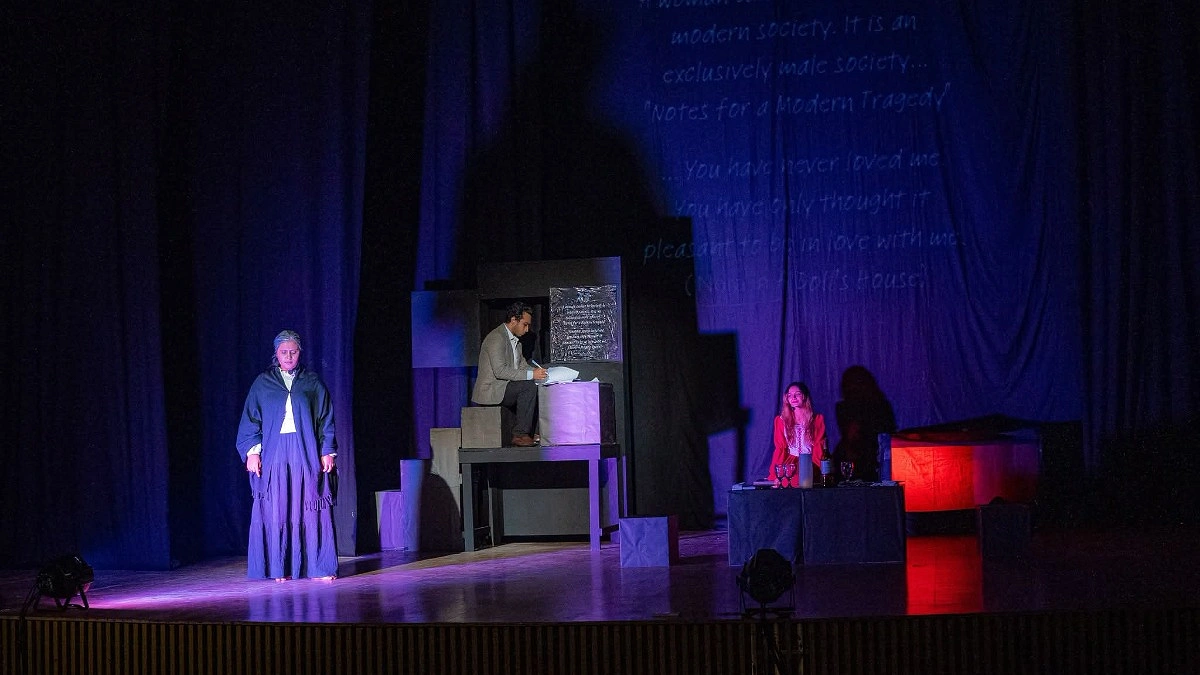 ইয়োন ফসের ‘সুসানাহ্’ মঞ্চস্থ করল আইইউবি