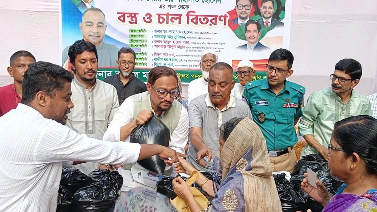 প্রধানমন্ত্রীর আগমন ঘিরে জেএমসেন হল পরিদর্শনে চসিক মেয়র