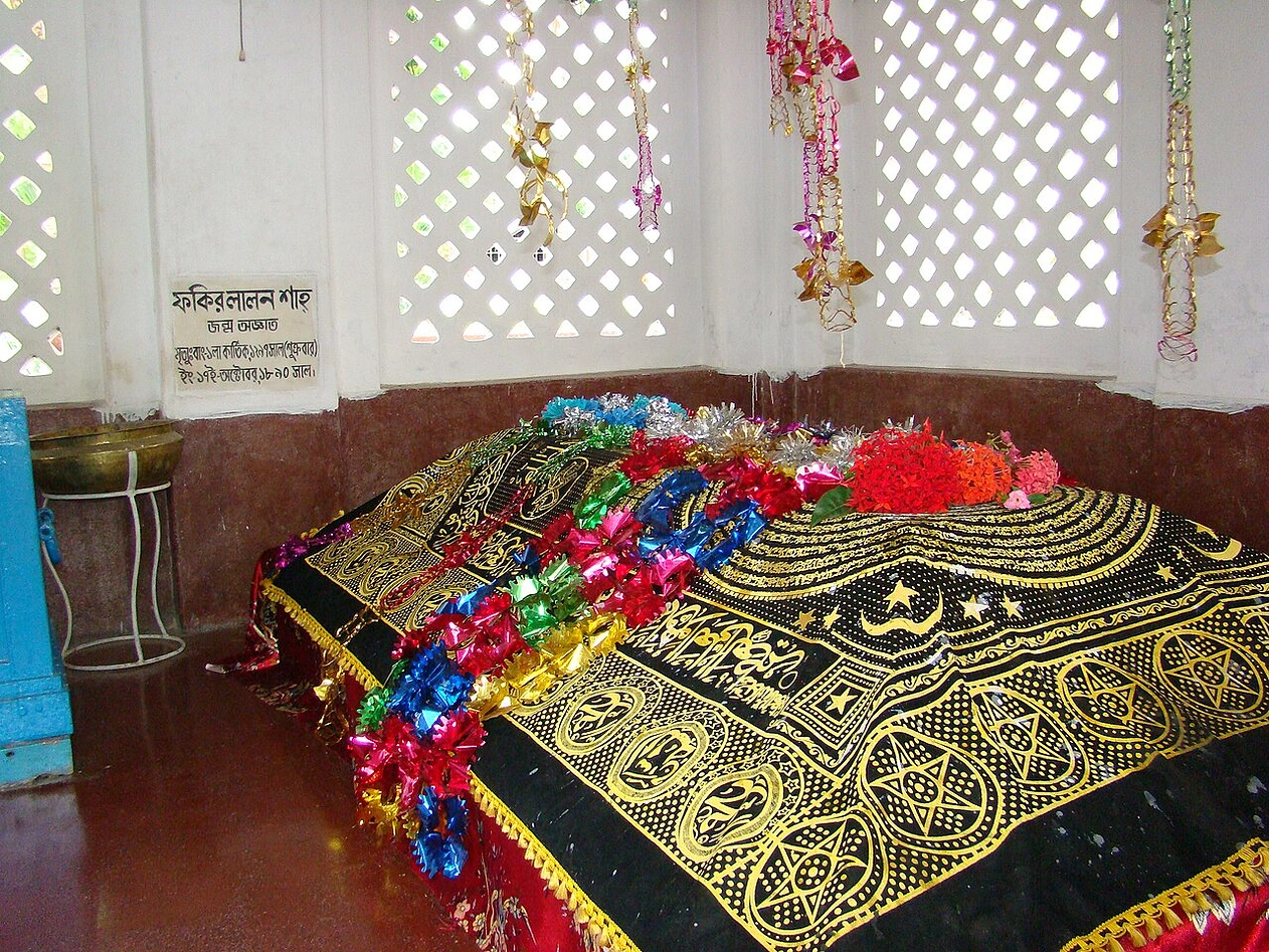 লালন সাঁইয়ের সমাধি